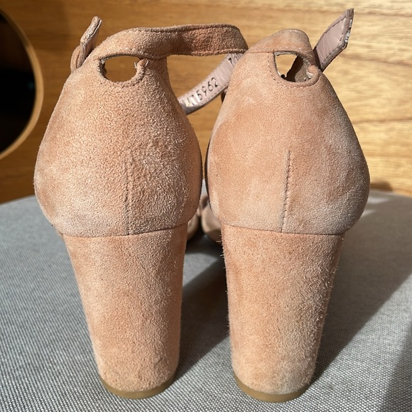Stuart Weitzman Nearly Nude Dolce Suede Heels - Picture 11 of 11